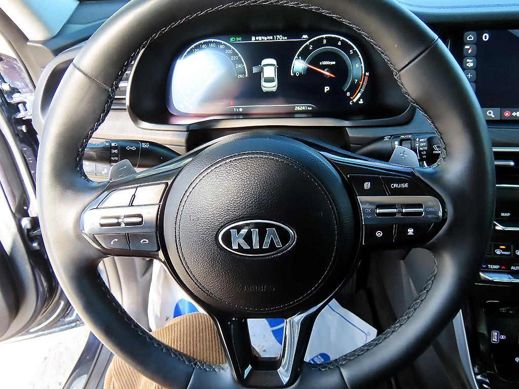 KIA K7 - Vista 9