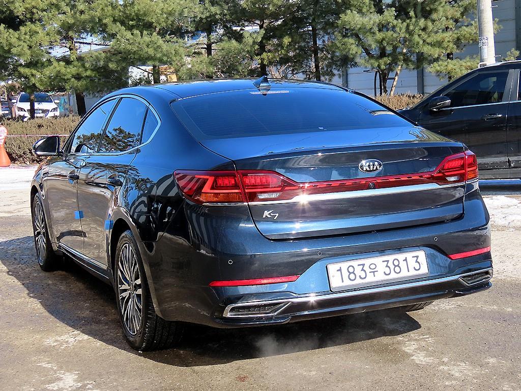 KIA K7 - Vista 3