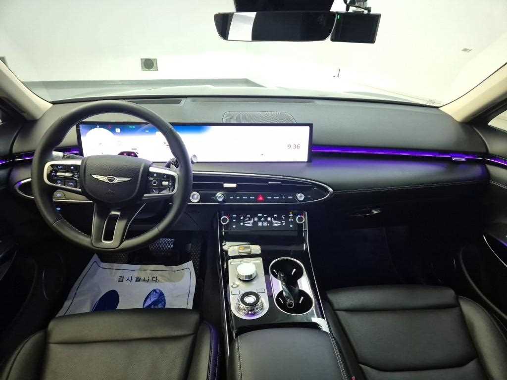 Genesis GV70 - Vista 6