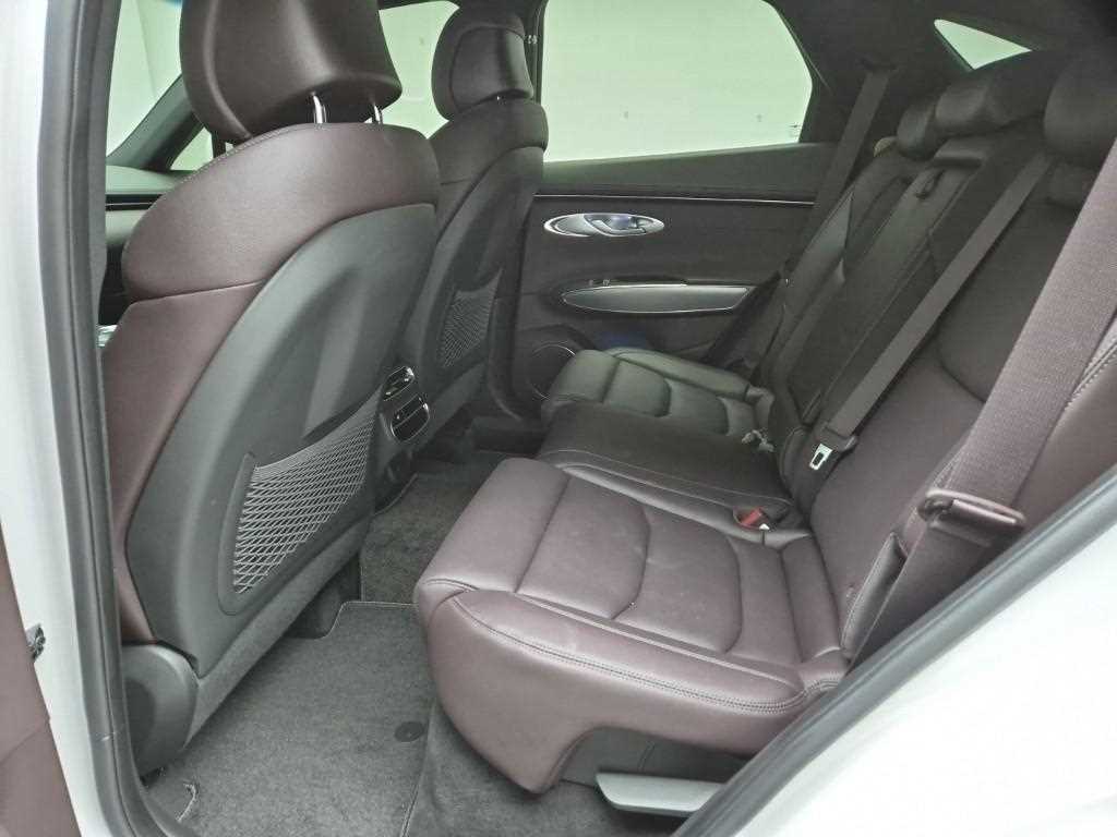 Genesis GV70 - Vista 12