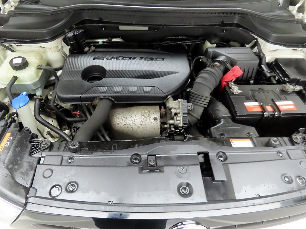 Ssangyong Tivoli 2016 Blanco - Importación desde Corea - HF Imports Iquique - Foto 20