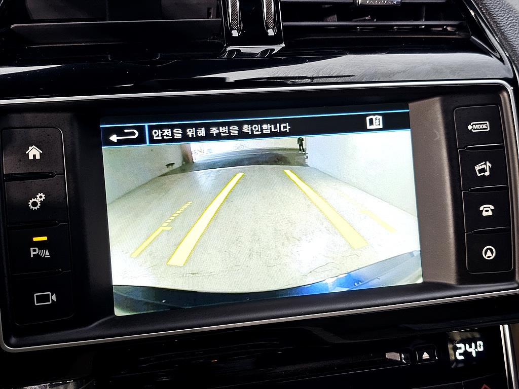 Jaguar XE 2016 Azul - Importación desde Corea - HF Imports Iquique - Foto 14