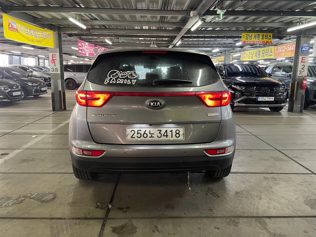 KIA Sportage - Vista 3