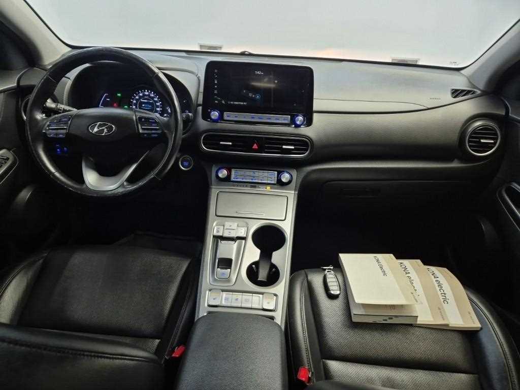 HYUNDAI Kona - Vista 7