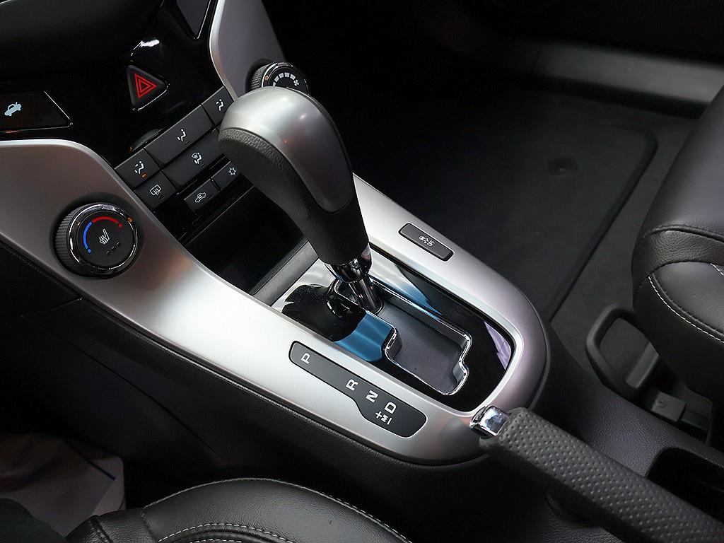 Chevrolet Cruise 2016 Gris - Importación desde Corea - HF Imports Iquique - Foto 10