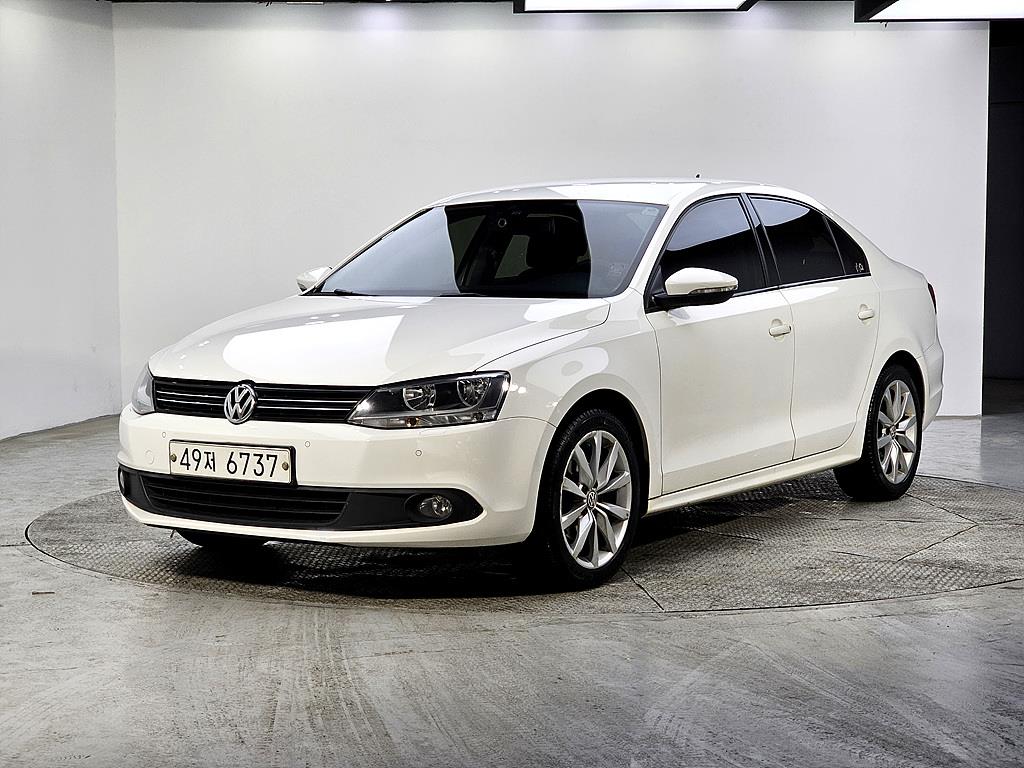 Volkswagen Jetta 2011 Blanco - Importación desde Corea - HF Imports Iquique - Foto 1