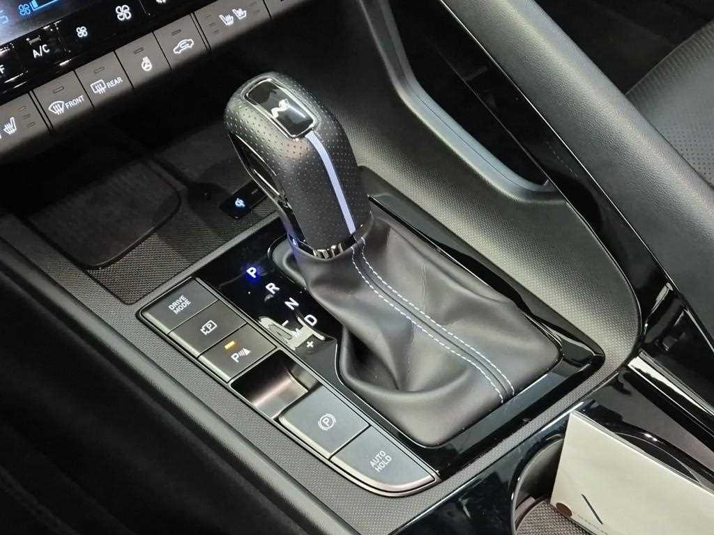 HYUNDAI Avante - Vista 8