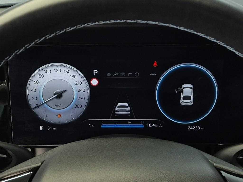 HYUNDAI Avante - Vista 6