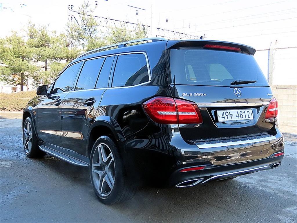 Mercedes Benz GLS Class - Vista 3