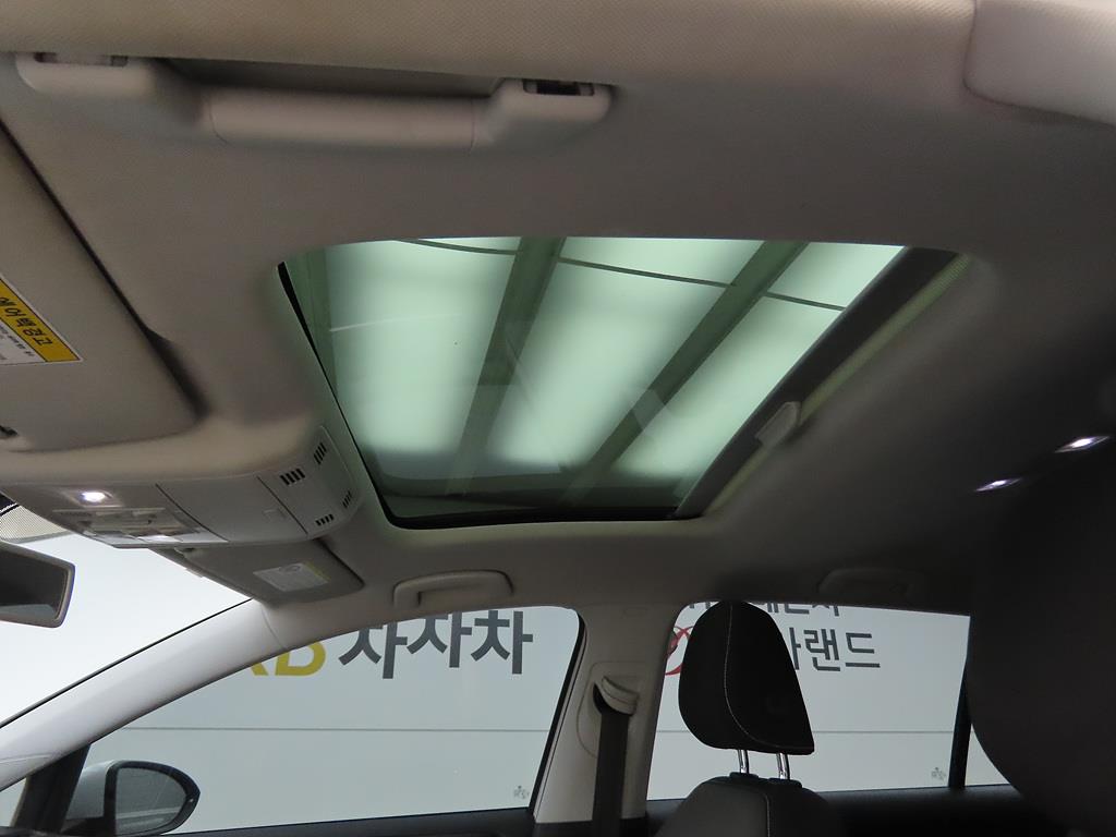 Volkswagen Golf 2014 Blanco - Importación desde Corea - HF Imports Iquique - Foto 15