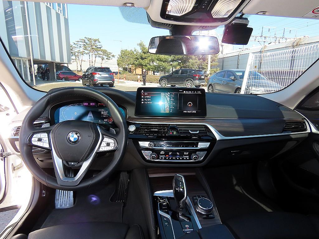 BMW 5 Series - Vista 7