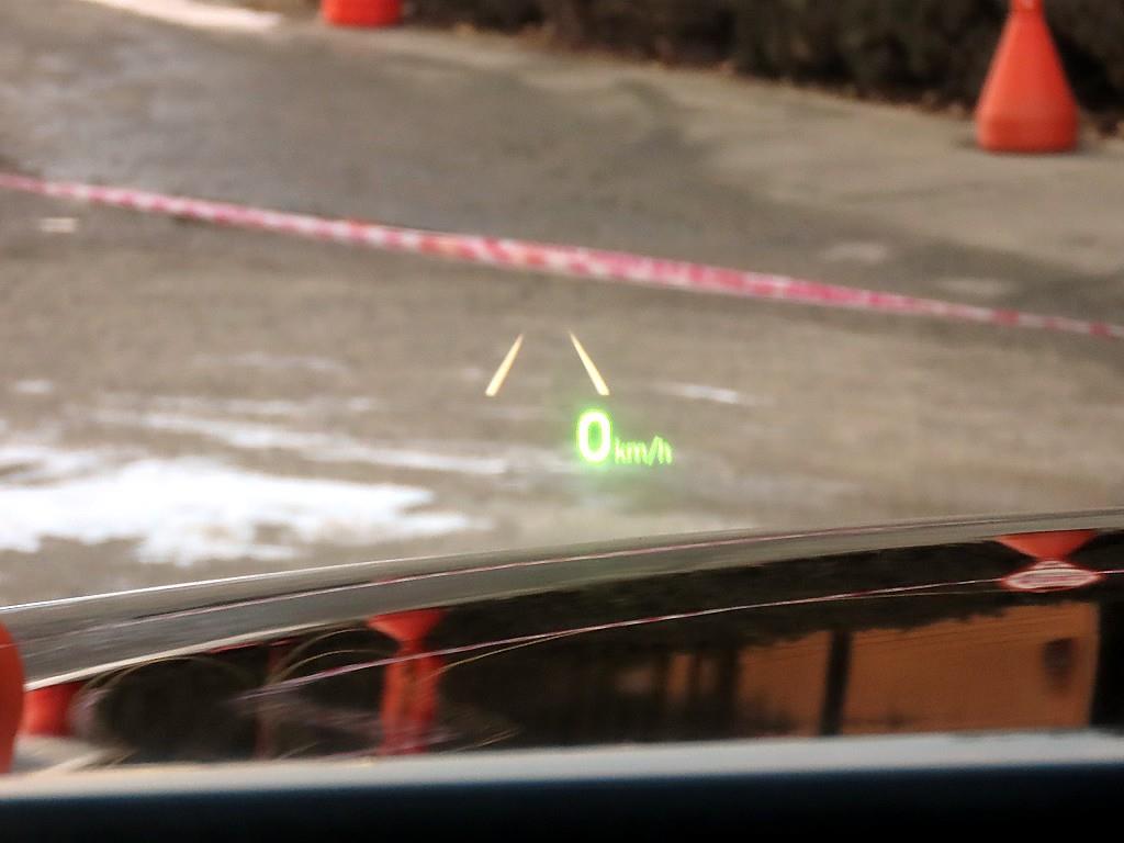 Genesis G90 - Vista 10