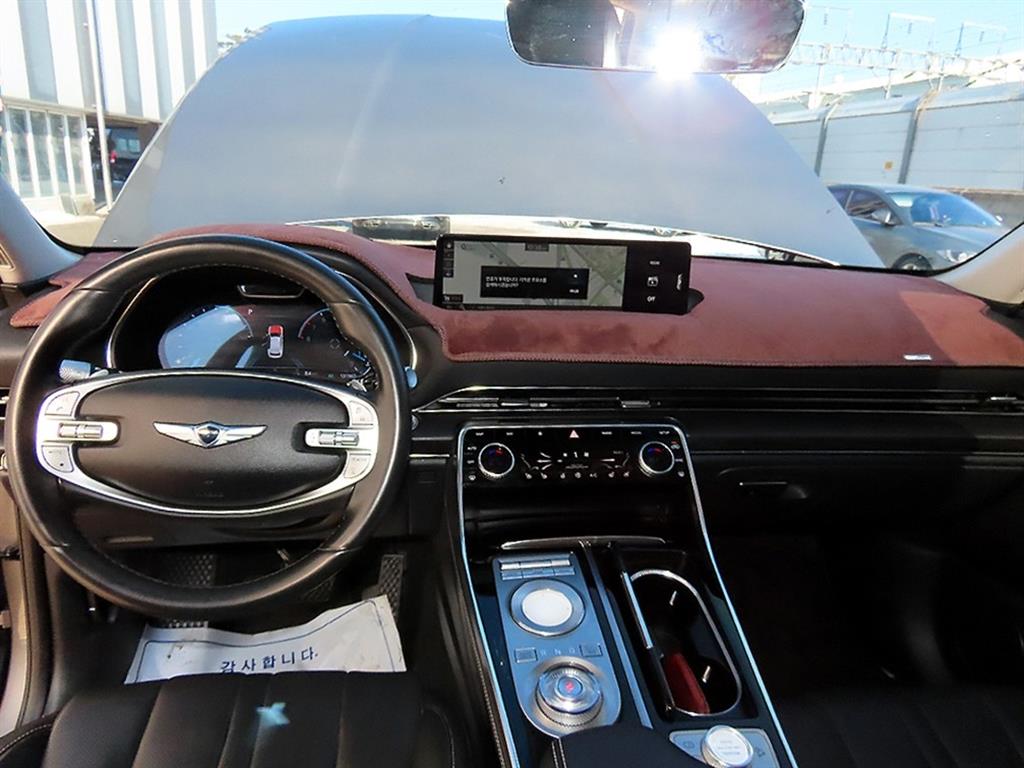 Genesis GV80 - Vista 7