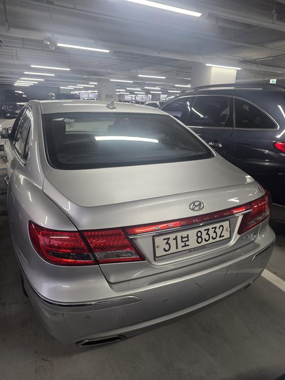 HYUNDAI Grandeur - Vista 2