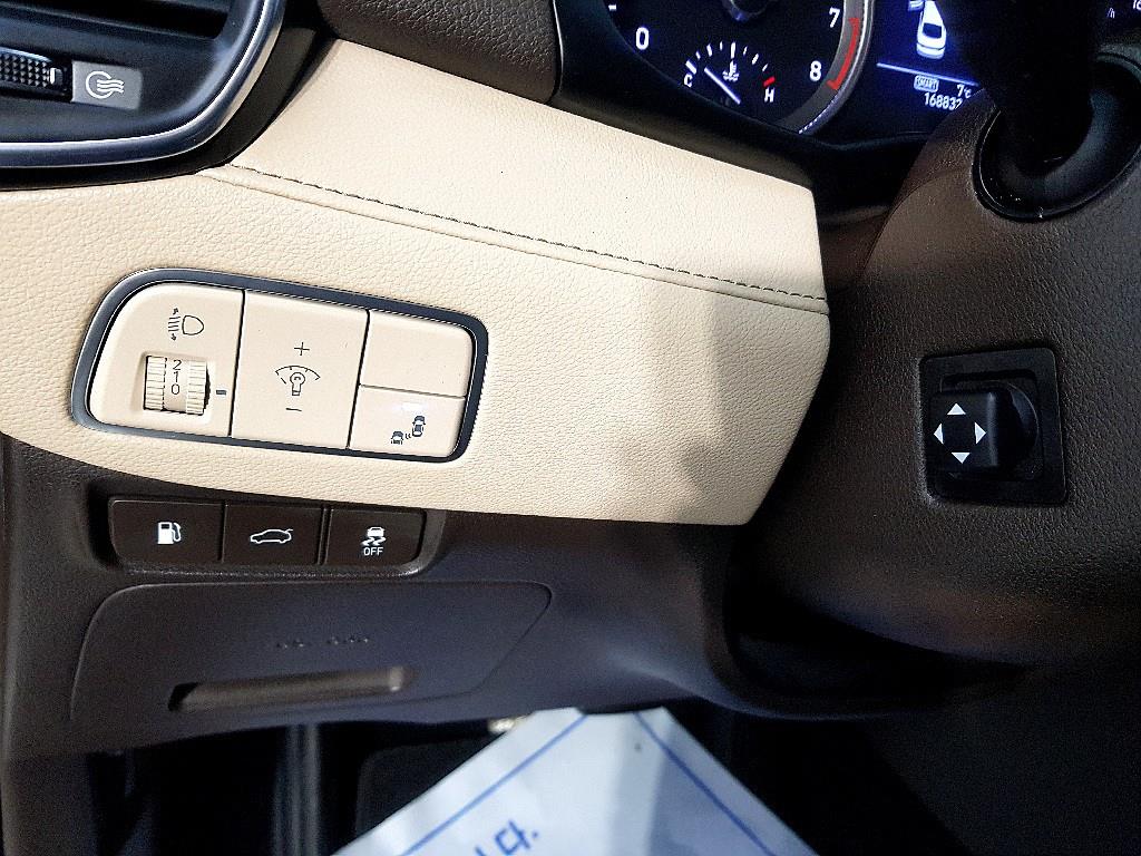 HYUNDAI Grandeur - Vista 11