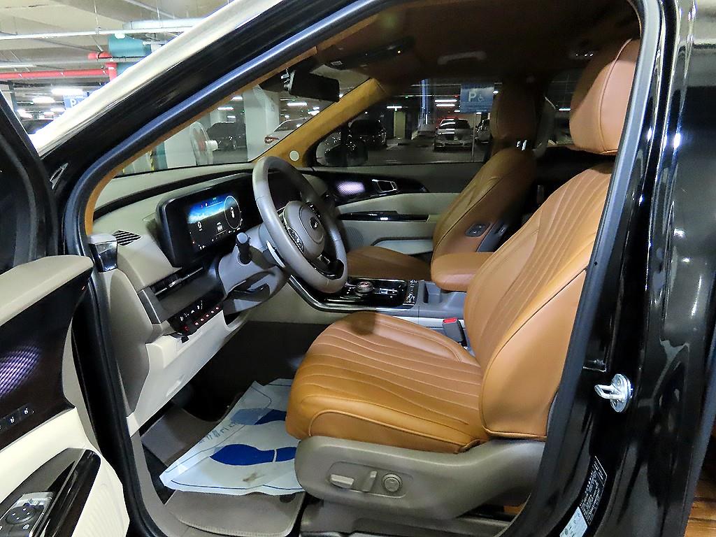 KIA Carnival - Vista 6