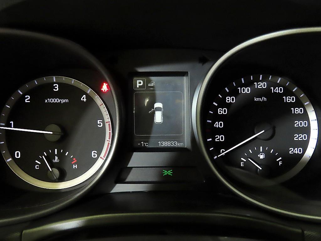 HYUNDAI Santa Fe - Vista 9