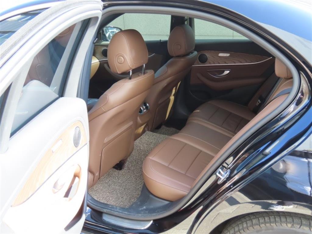 Mercedes Benz E class 2023 Negro - Importación desde Corea - HF Imports Iquique - Foto 13