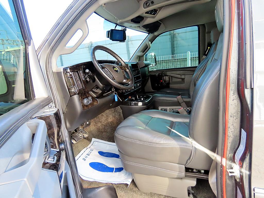 Chevrolet Express van - Vista 5