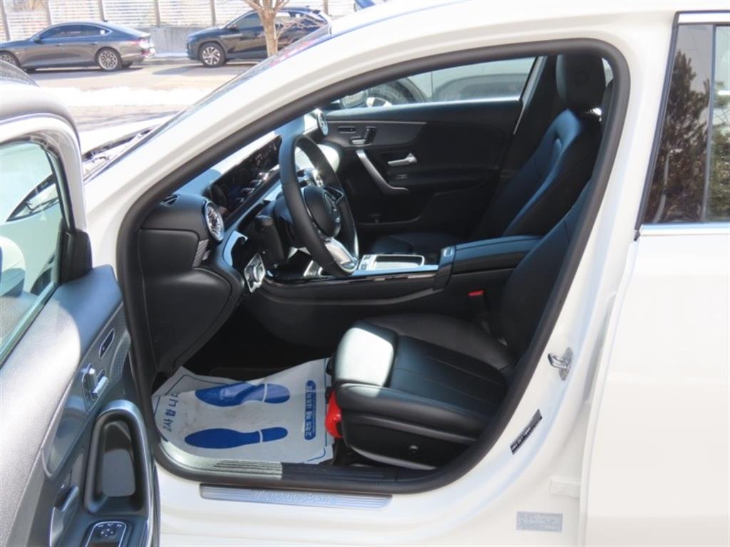 Mercedes Benz A Class 2025 Blanco - Importación desde Corea - HF Imports Iquique - Foto 13