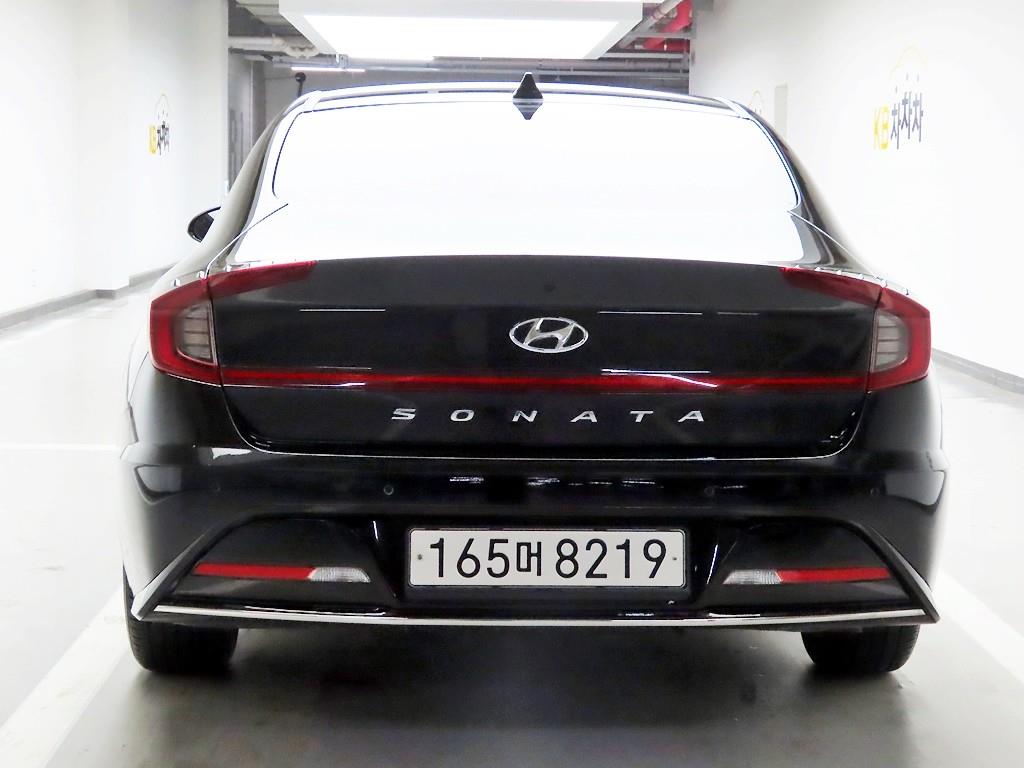 HYUNDAI Sonata - Vista 3