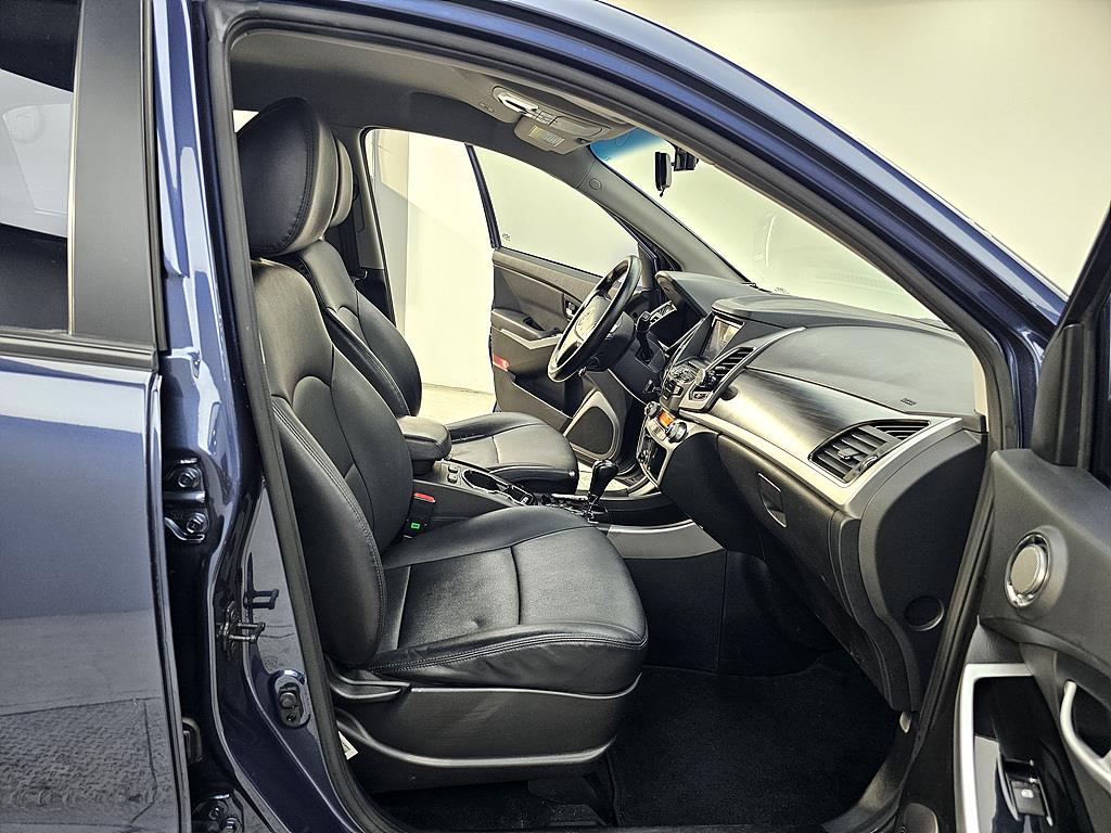 Ssangyong Korando - Vista 11