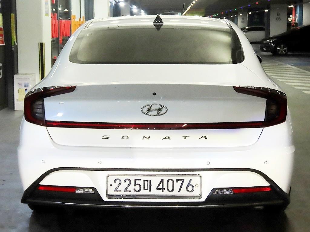 HYUNDAI Sonata - Vista 5