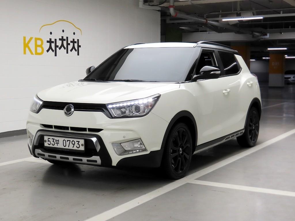 Ssangyong Tivoli - Vista 2