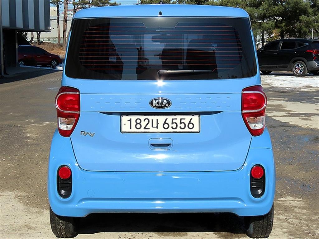 KIA Ray - Vista 4