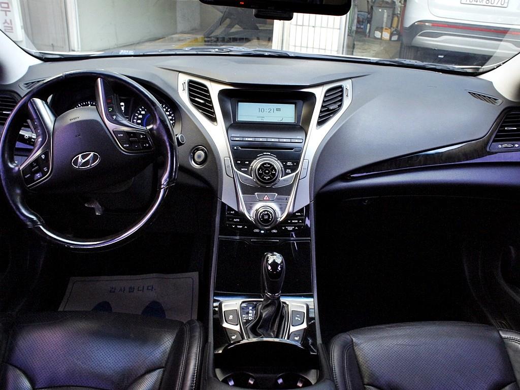 HYUNDAI Grandeur 2012 Negro - Importación desde Corea - HF Imports Iquique - Foto 7