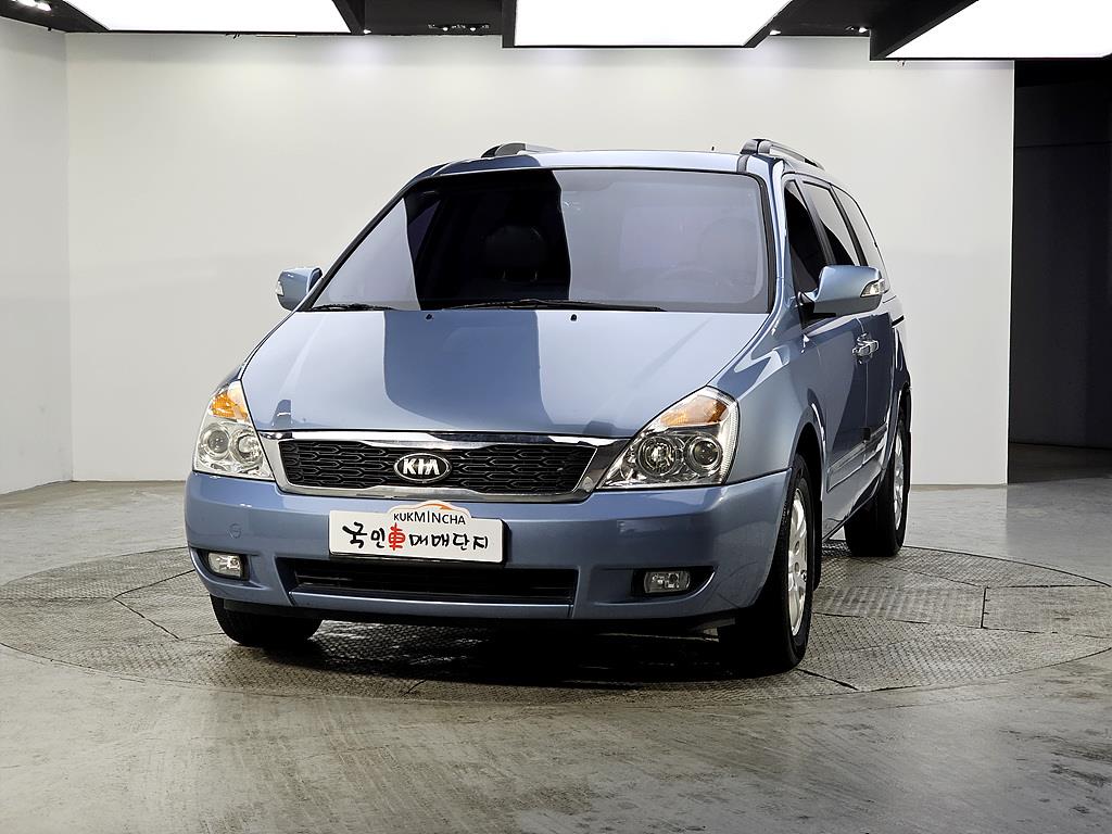 KIA Carnival - Vista 2