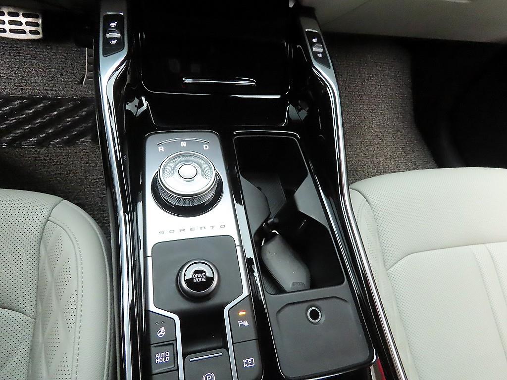 KIA Sorento - Vista 9
