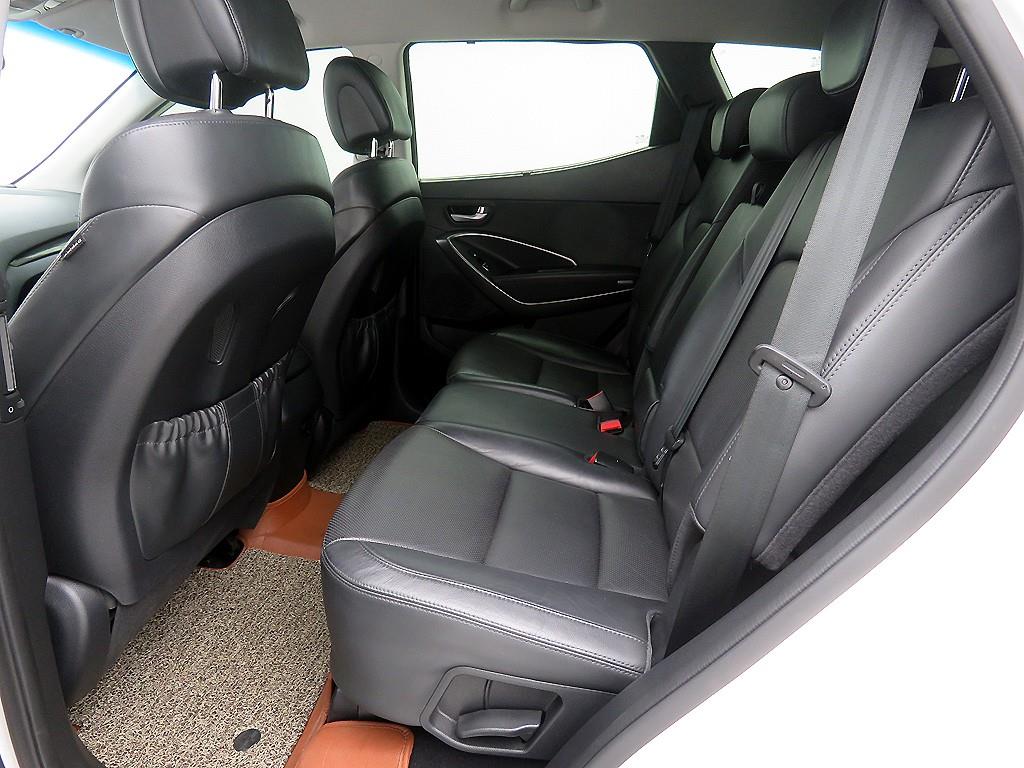 HYUNDAI Santa Fe - Vista 8