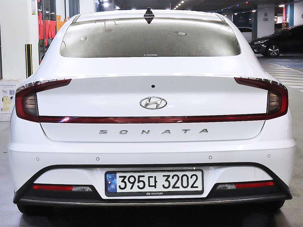 HYUNDAI Sonata - Vista 5