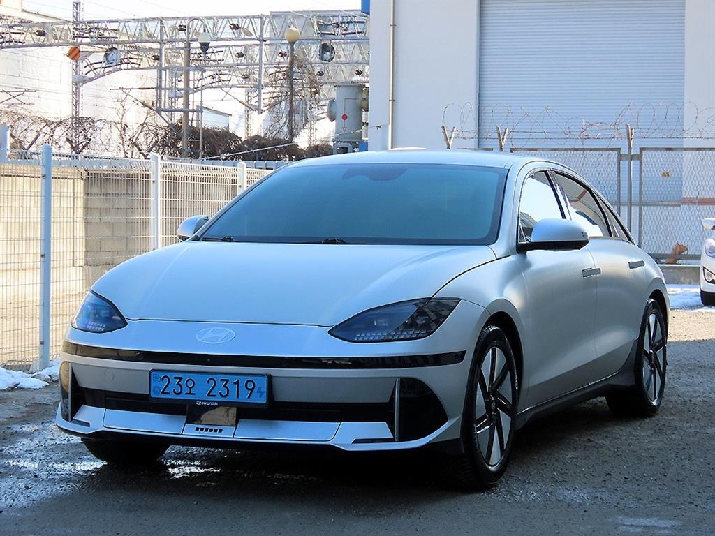 HYUNDAI Ioniq 6 - Vista 2