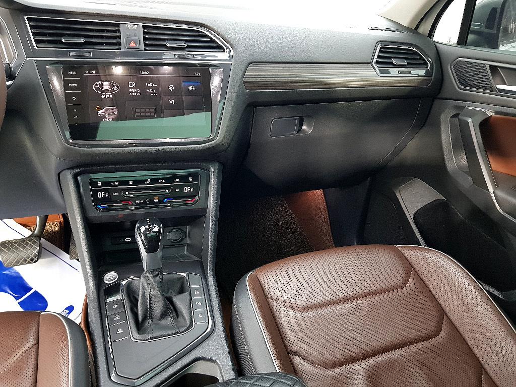 Volkswagen Tiguan - Vista 10