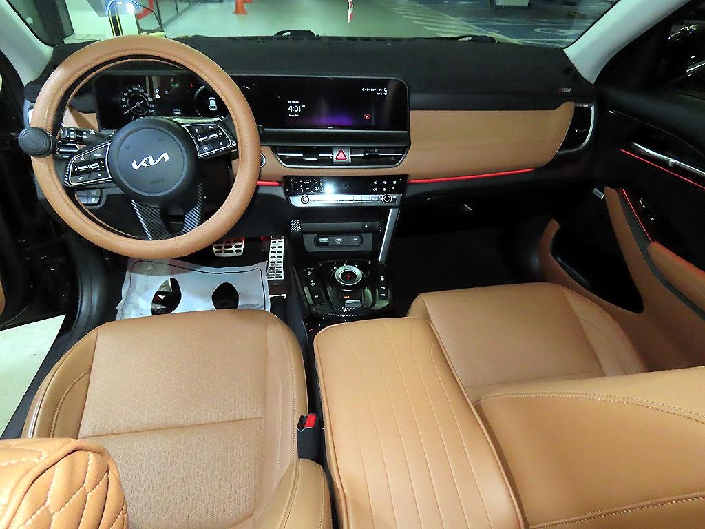 KIA Seltos - Vista 10