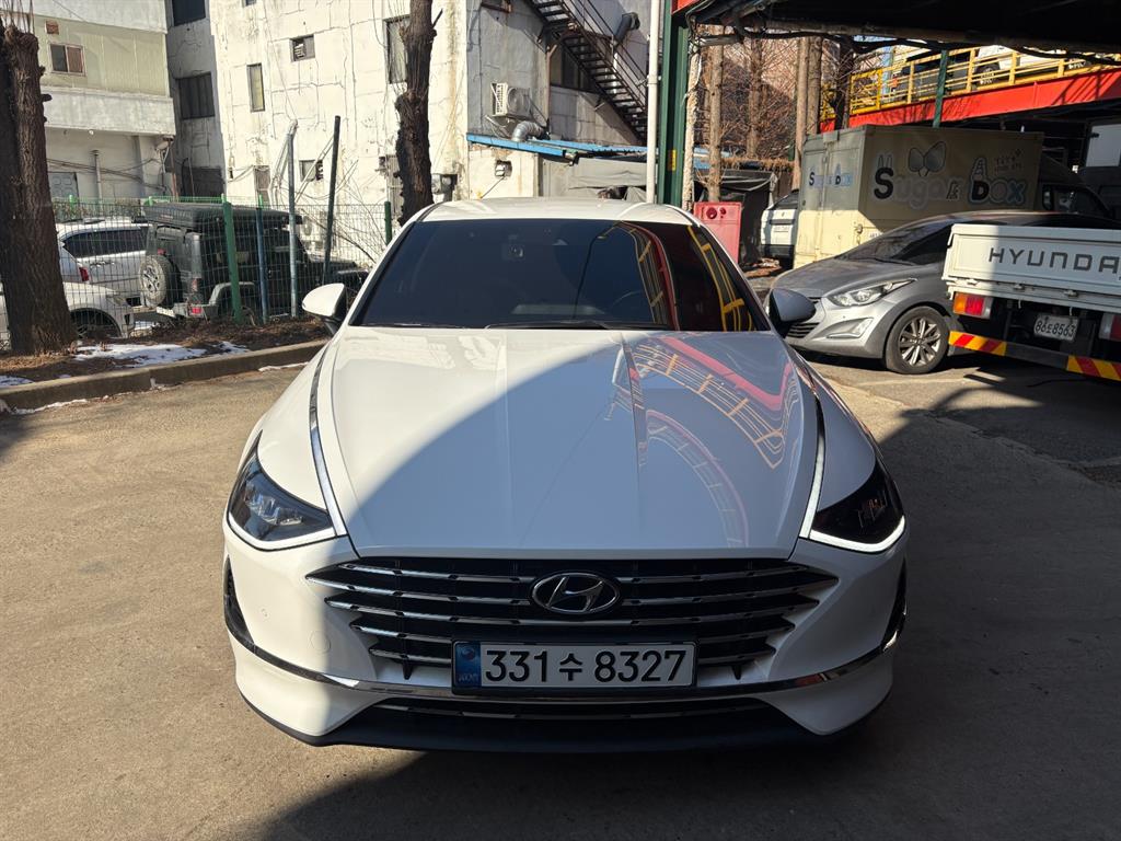 HYUNDAI Sonata - Vista 3