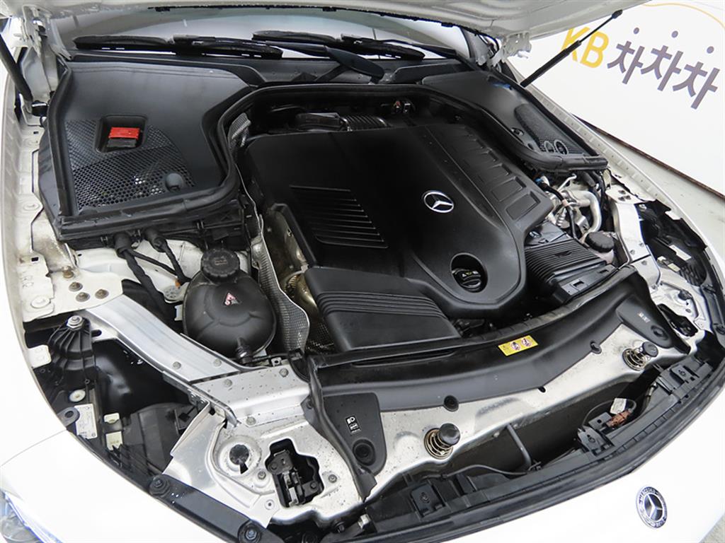 Mercedes Benz CLS Class 2020 Blanco - Importación desde Corea - HF Imports Iquique - Foto 19