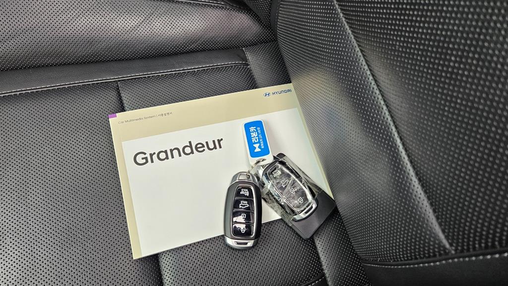 HYUNDAI Grandeur 2019 Gris - Importación desde Corea - HF Imports Iquique - Foto 16