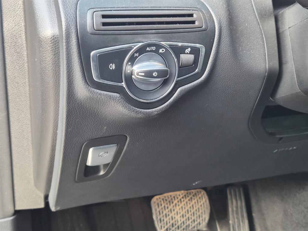 Mercedes Benz GLC Class 2021 Gris - Importación desde Corea - HF Imports Iquique - Foto 15