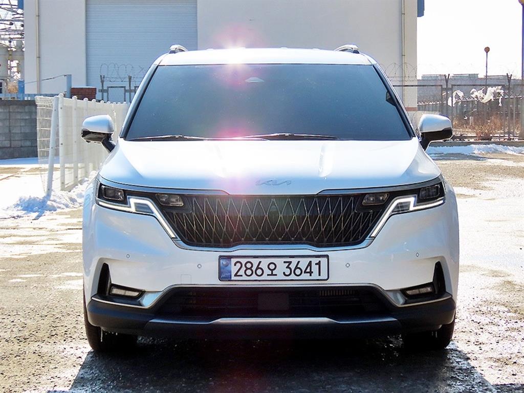 KIA Carnival 2022 Blanco - Importación desde Corea - HF Imports Iquique - Foto 1