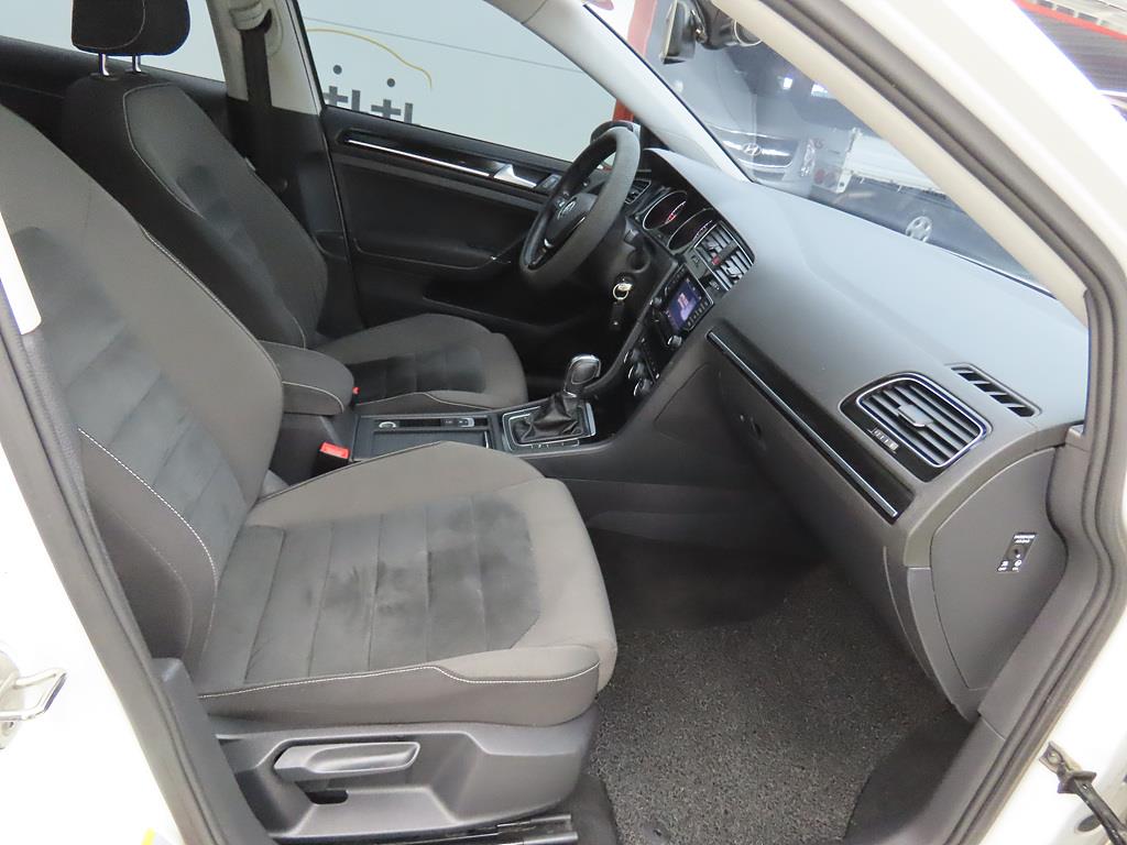 Volkswagen Golf - Vista 12