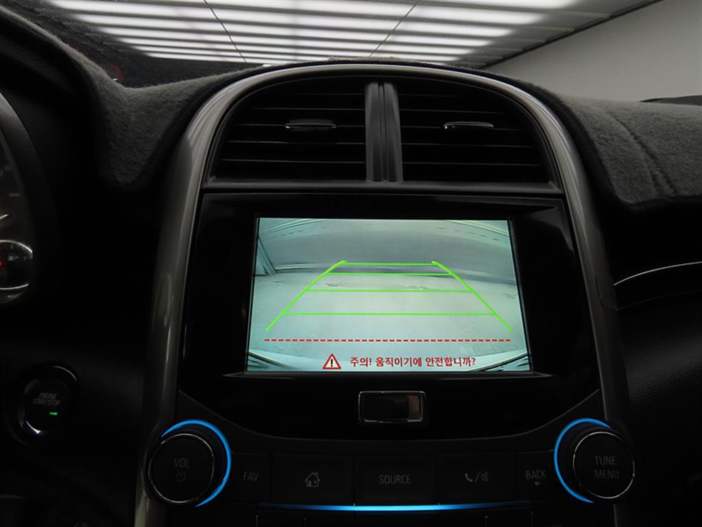 Chevrolet Malibu - Vista 12