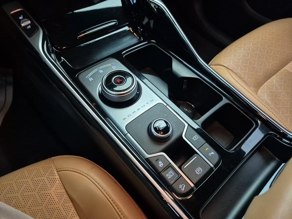 KIA Sorento - Vista 8