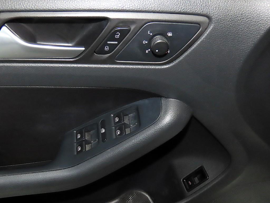 Volkswagen Jetta 2014 Blanco - Importación desde Corea - HF Imports Iquique - Foto 14