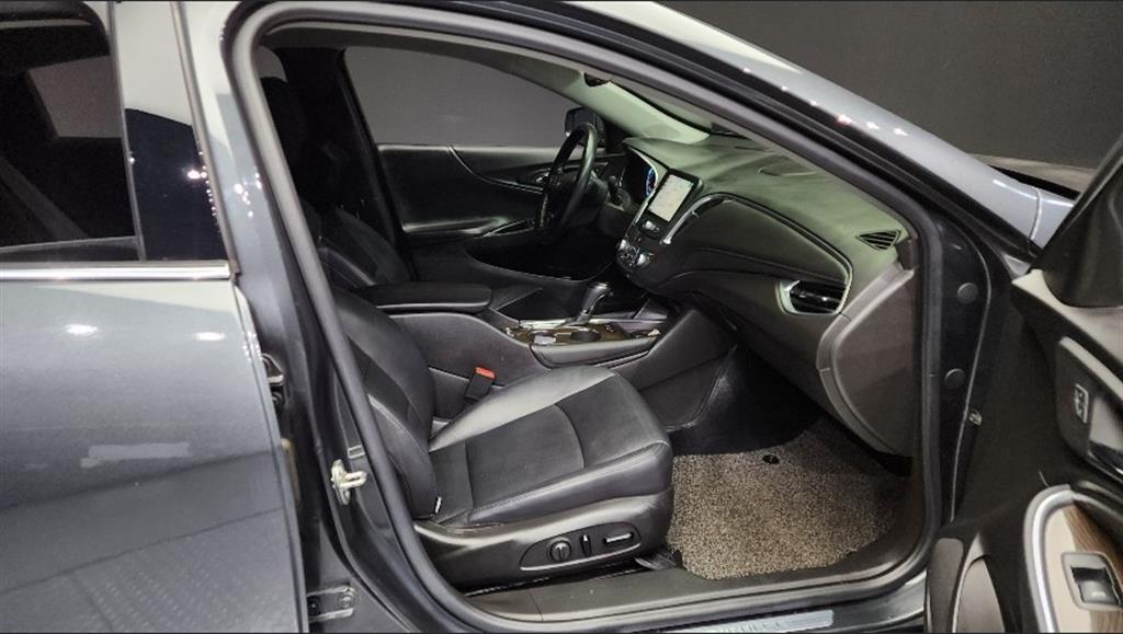 Chevrolet Malibu - Vista 11