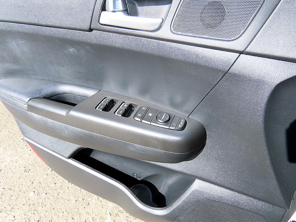 KIA Sportage - Vista 11