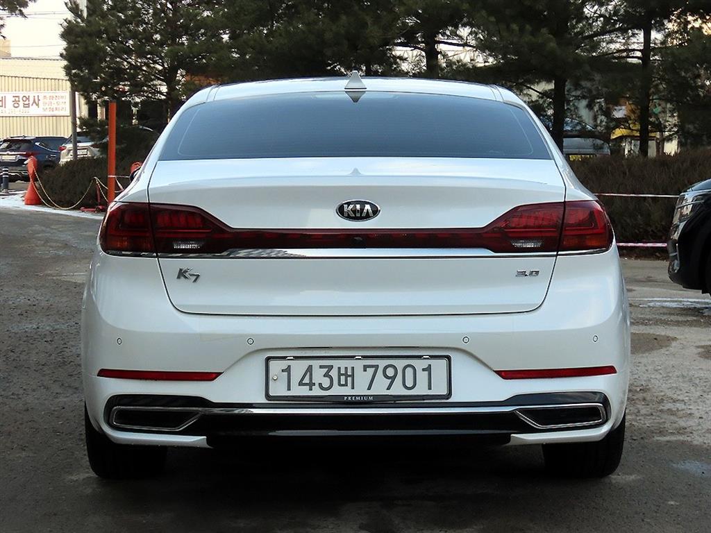 KIA K7 - Vista 4