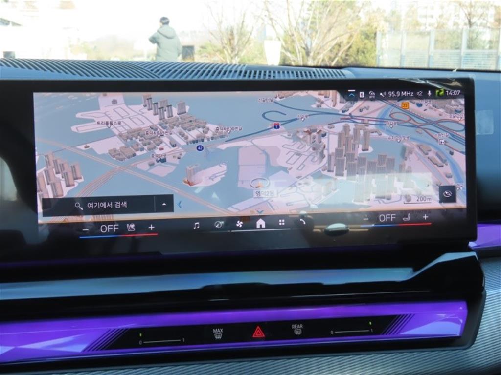 BMW 5 Series 2025 - Importación desde Corea - HF Imports Iquique - Foto 7